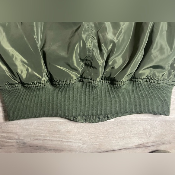 Tilly’s Sherpa lined bomber - Picture 10 of 11